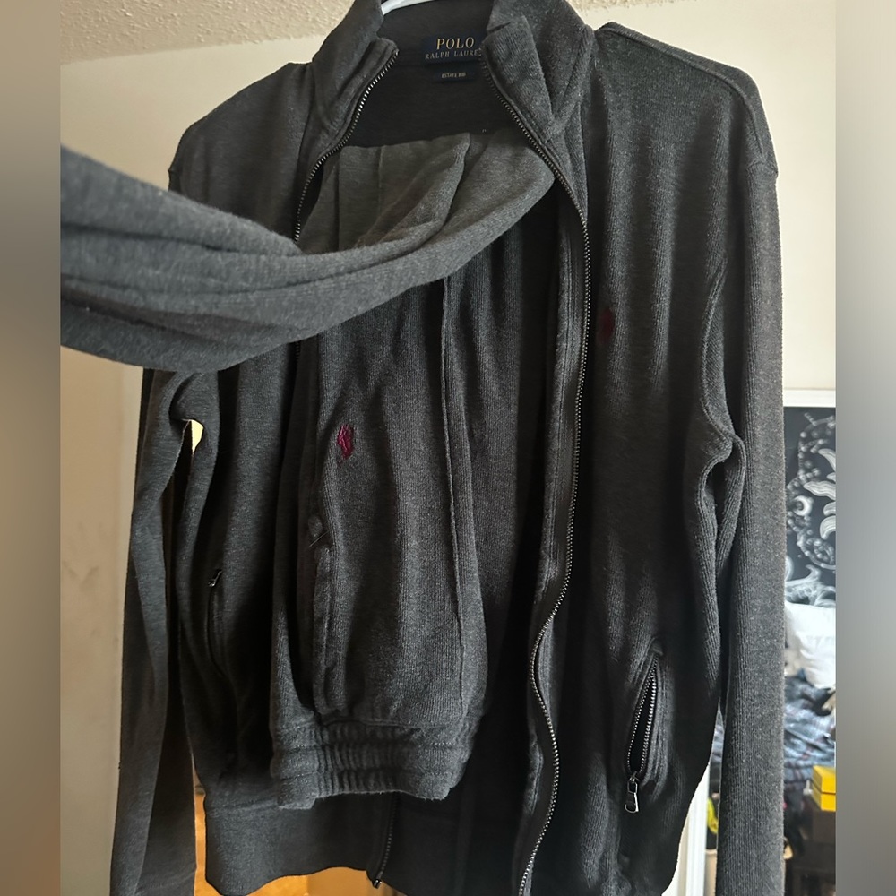 Like NEW Men’s Size Small polo sweatsuit